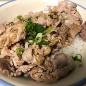 こま切れ肉と合わせダレで簡単！しょうが焼き丼